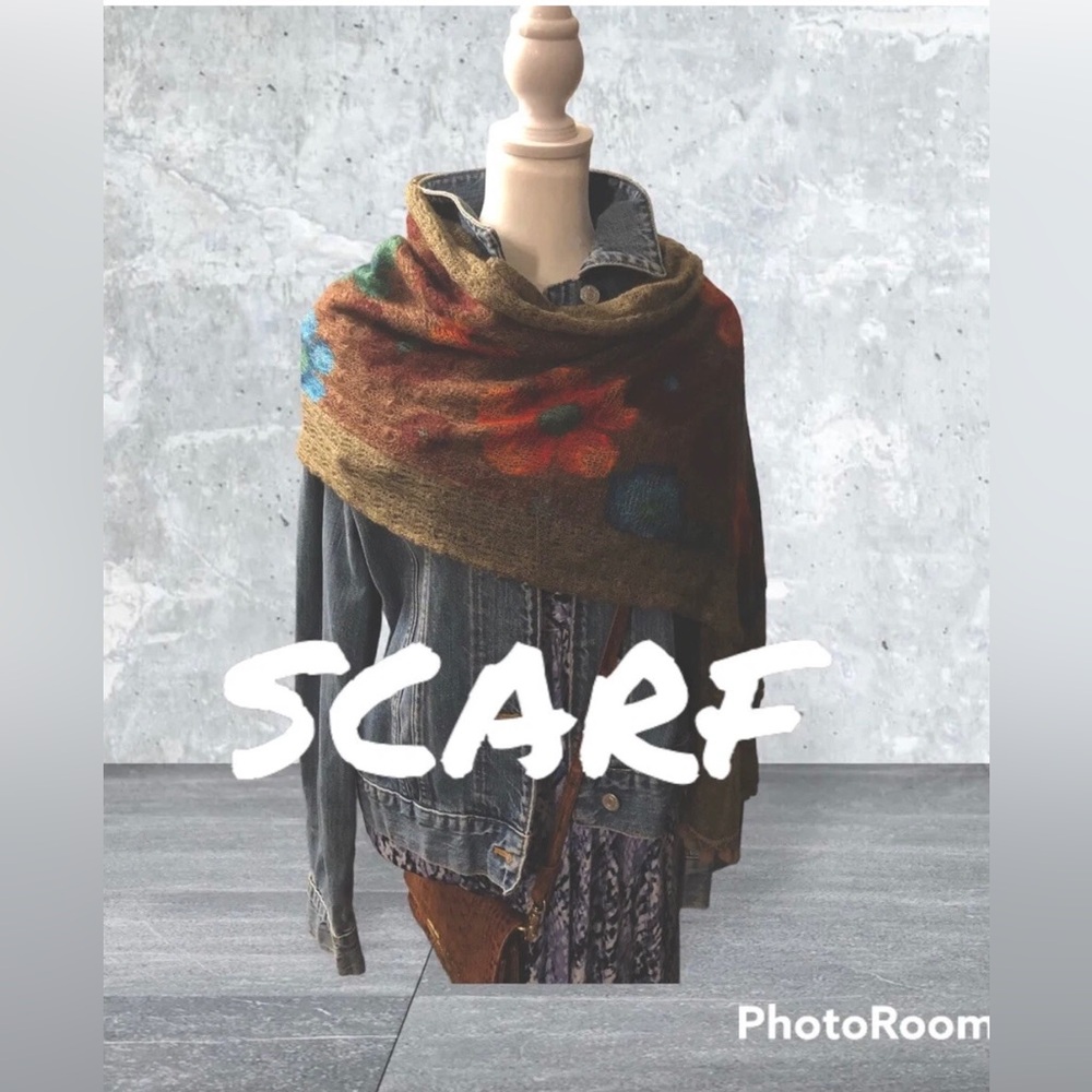 VTG SCARF  boho Knit Scarf Brown Hippie Retro 60s Chic  Flowers & Pom-Pom Ends